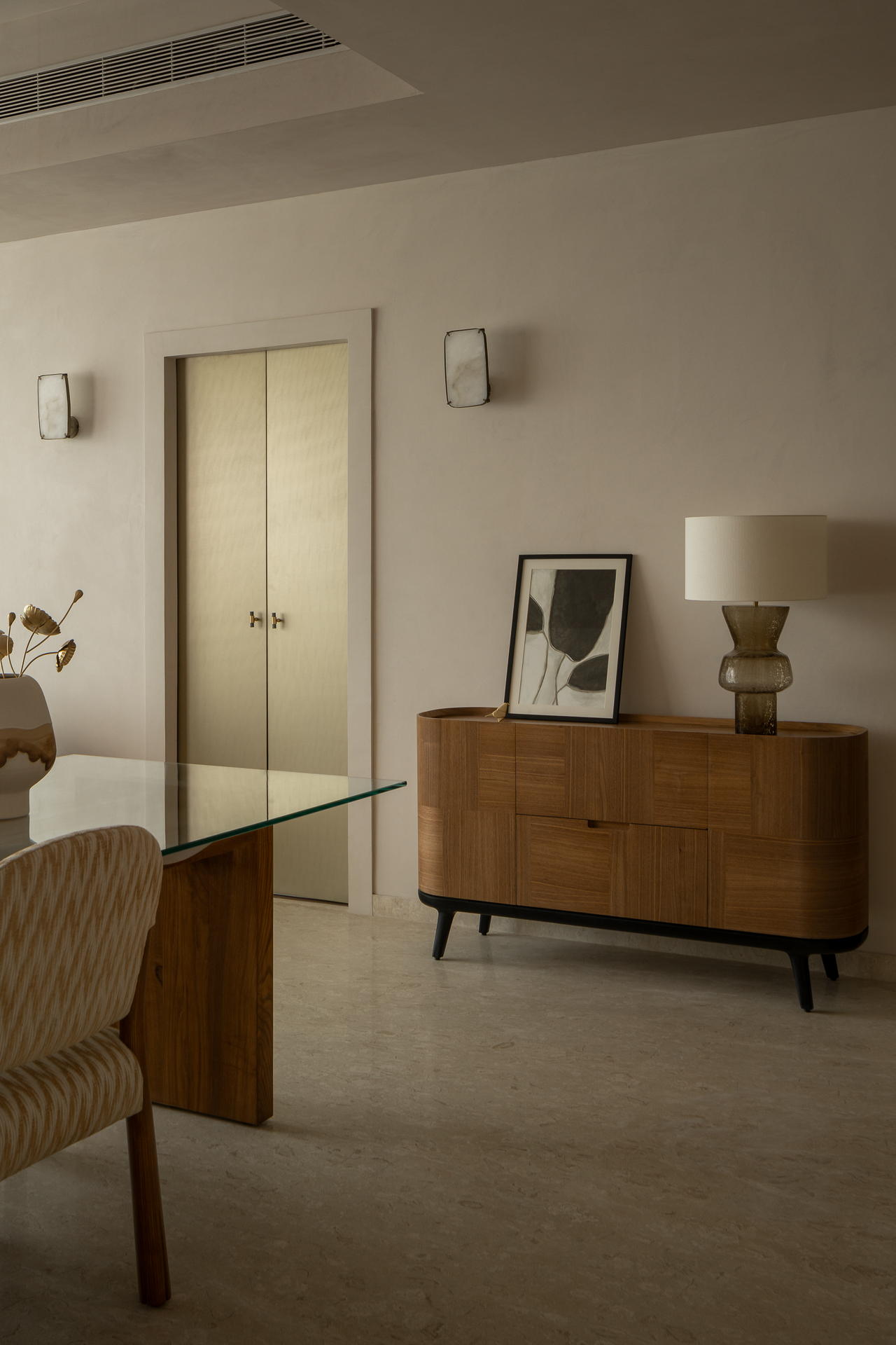 Apartment Noir - Detail