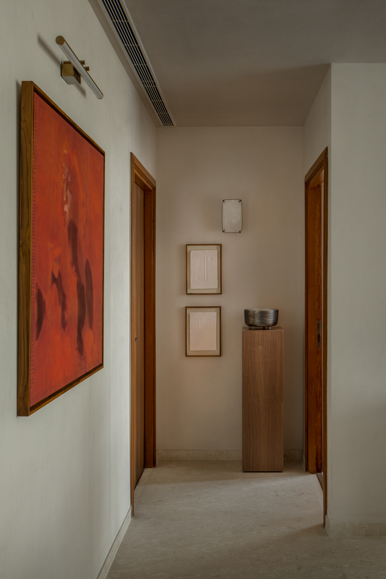 Apartment Noir - Interior