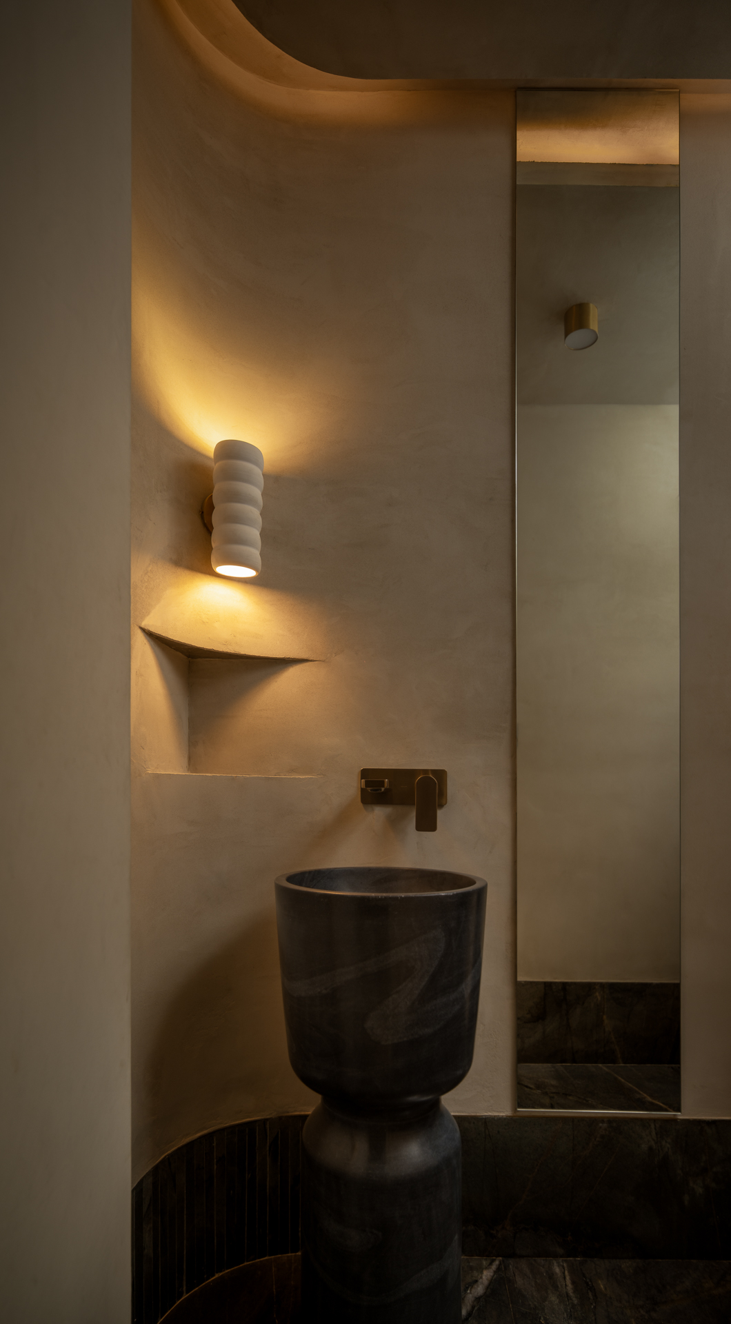 Apartment Noir - Bedroom