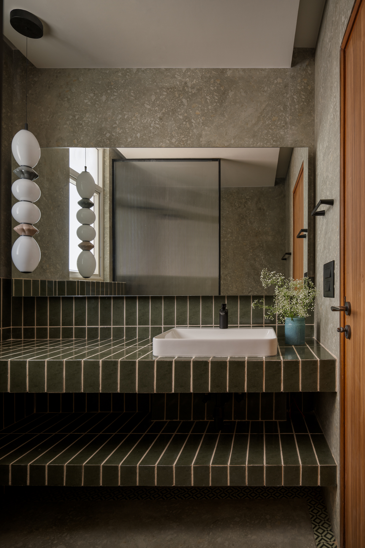 Apartment Noir - Living Space